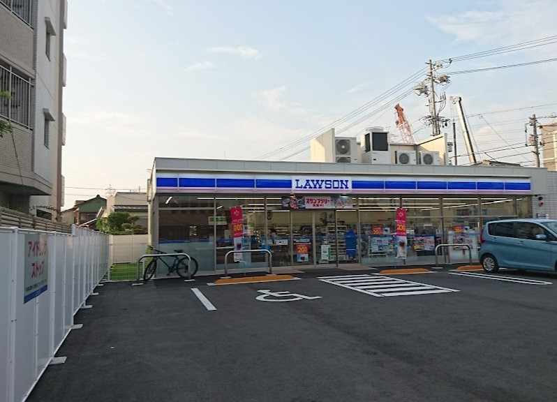 コンビニ　ローソン 守山ひょうたん山店（コンビニ）まで121m
