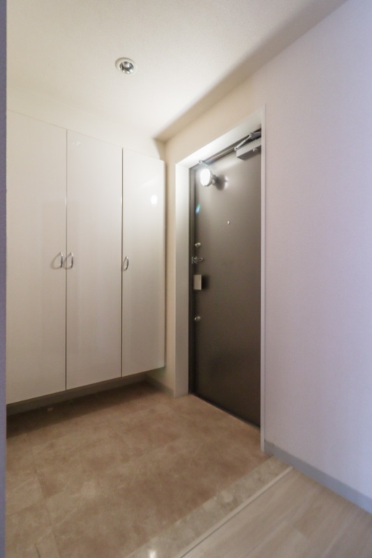 玄関　図面と現状に相違がある場合には現状を優先