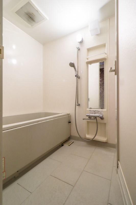 バス・シャワールーム　図面と現状に相違がある場合には現状を優先