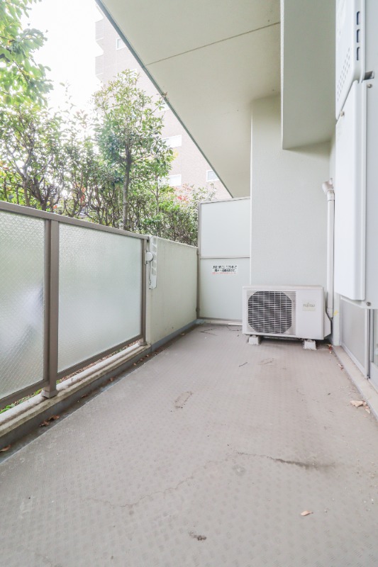 バルコニー　図面と現状に相違がある場合には現状を優先