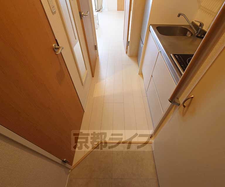 その他部屋・スペース　清潔感のある廊下です。