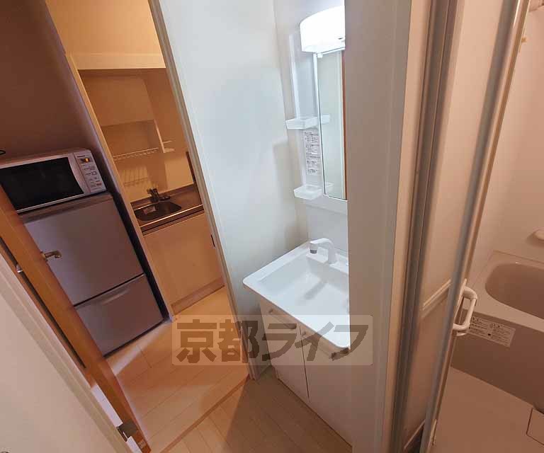 洗面設備　独立洗面台です。