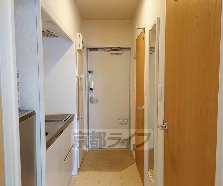 その他設備　玄関ドアです。