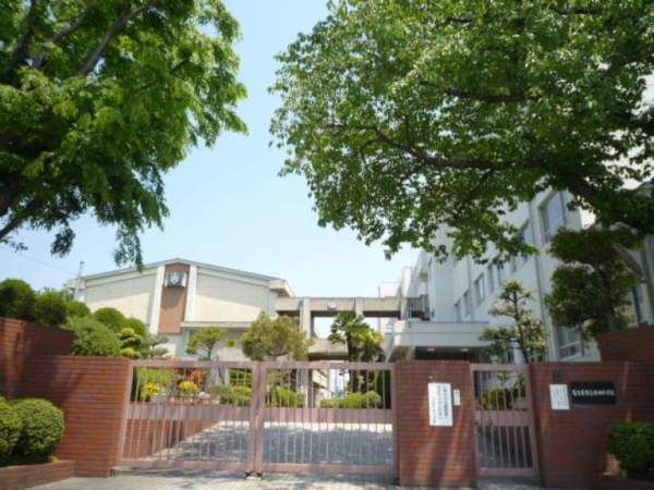 小学校　名古屋市立春田小学校（小学校）まで405m