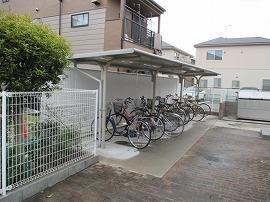 眺望　屋根付き駐輪場完備