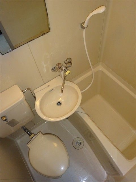 バス・シャワールーム