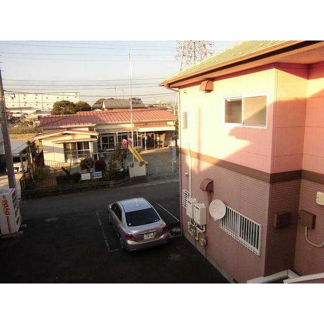 駐車場　敷地内駐車場