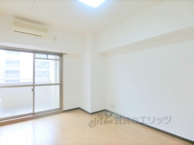 居室・リビング　居室