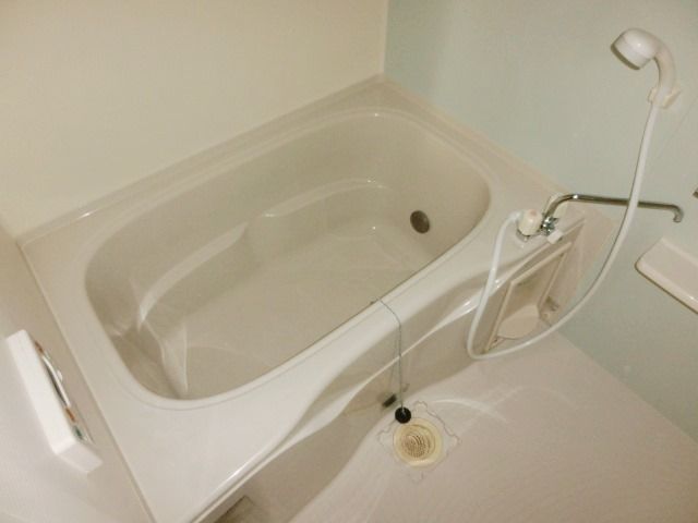 バス・シャワールーム　いつでも温ったか追い焚き機能付きバス