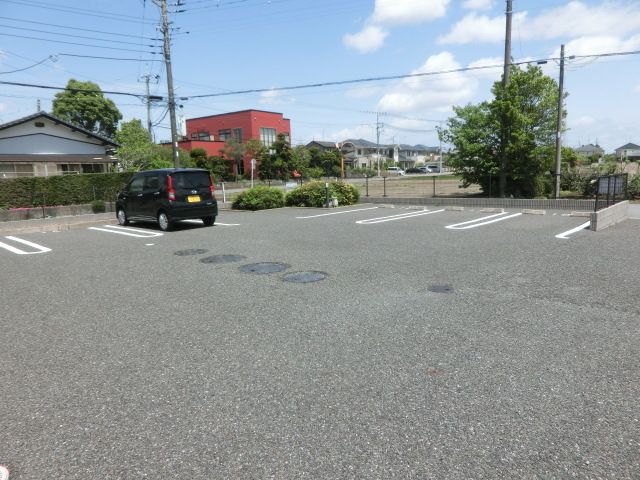 駐車場　敷地内駐車場です。（要空き確認））