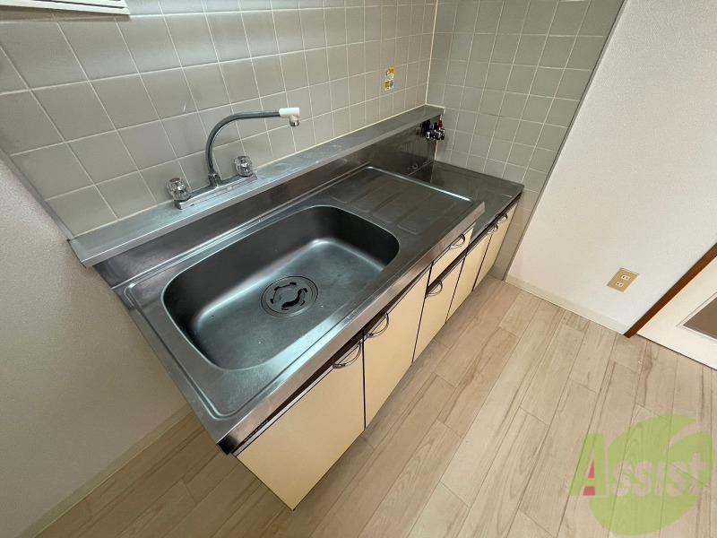 キッチン　キッチンはスペースも広々していて使いやすそうですよ！