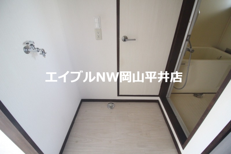 その他部屋・スペース　洗濯機置場