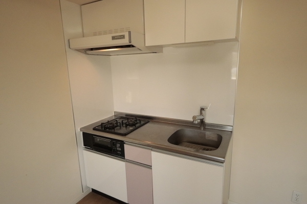 キッチン　2口コンロのシステムキッチンで楽しくお料理♪