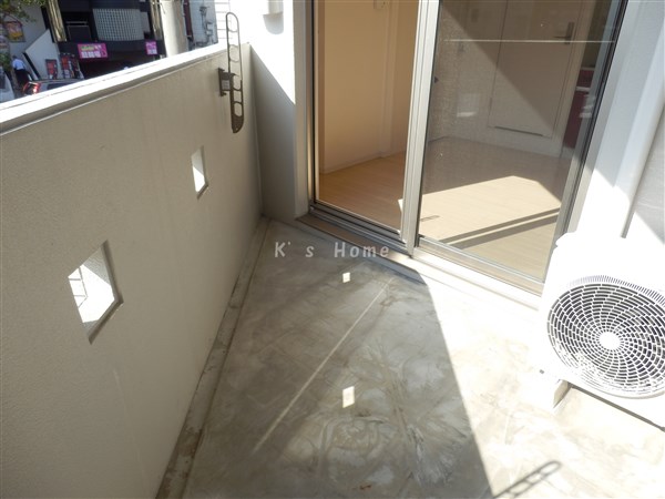 バルコニー　バルコニー