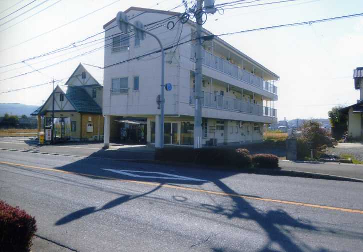 メゾン沼の建物外観