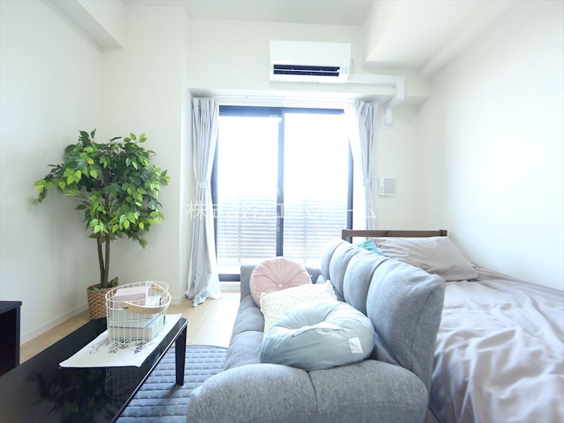 バルコニー　洋室7.5帖　エアコン完備　ウォークインクローゼット付　バル