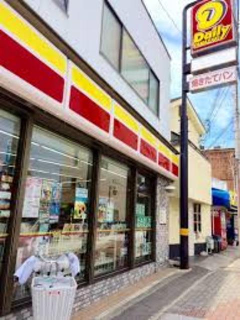 コンビニ　デイリーヤマザキ神戸長田神社前店（コンビニ）まで746m