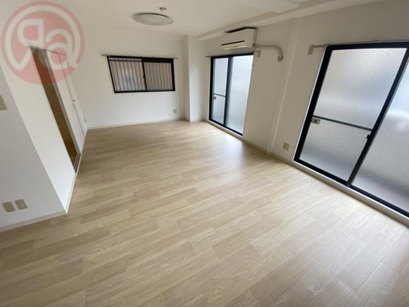 居室・リビング　居間です