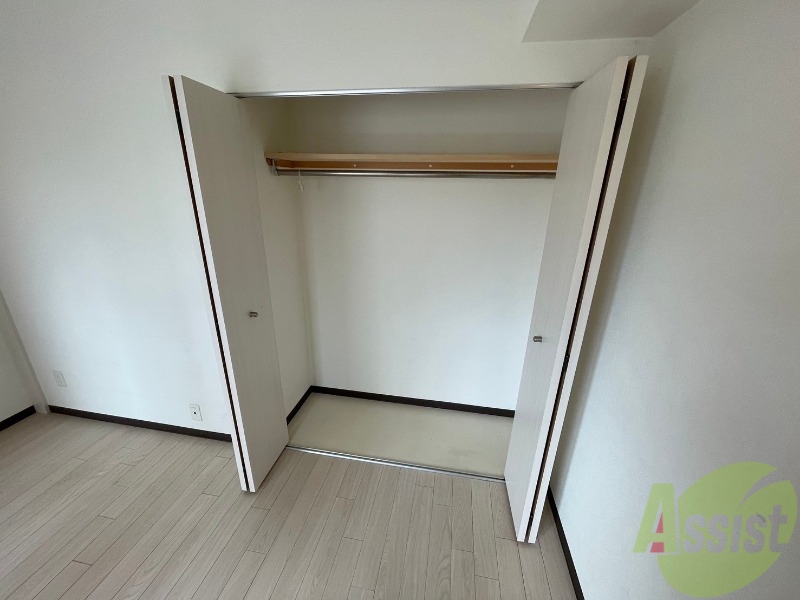 収納　クローゼットがありました。お洋服や荷物はここへ