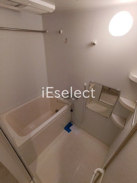 バス・シャワールーム　綺麗なバスルーム。