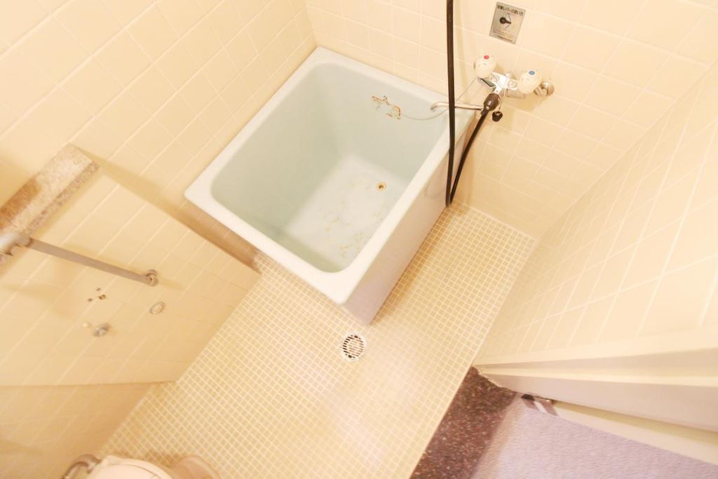 バス・シャワールーム　バス