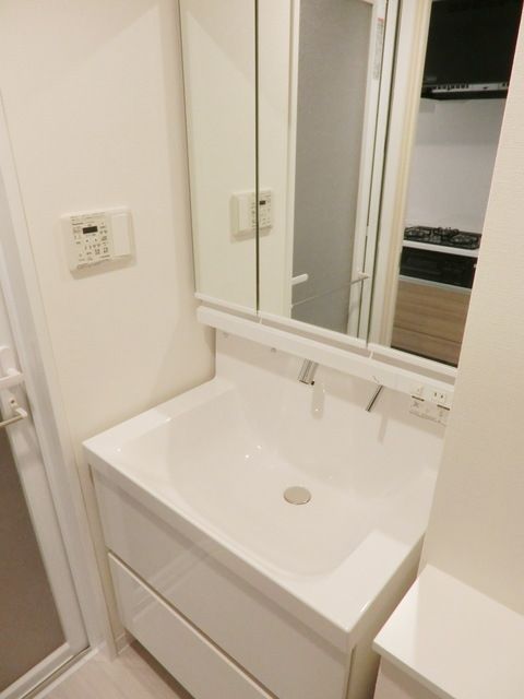 洗面設備　お部屋探しは株式会社　タウンハウジング　までお気軽にお問合…