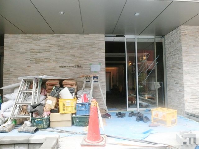 エントランス　部屋探しは株式会社　タウンハウジング　までお気軽にお問合せ…