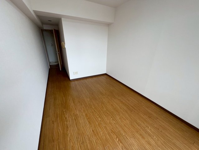 居室・リビング　こちらのリビングで趣味の時間をお楽しみください