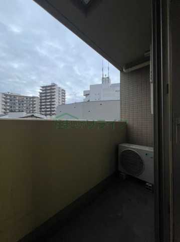 バルコニー　別部屋の参考写真となります