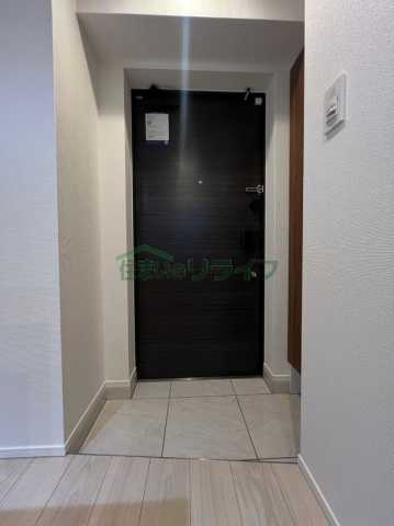 玄関　別部屋の参考写真となります