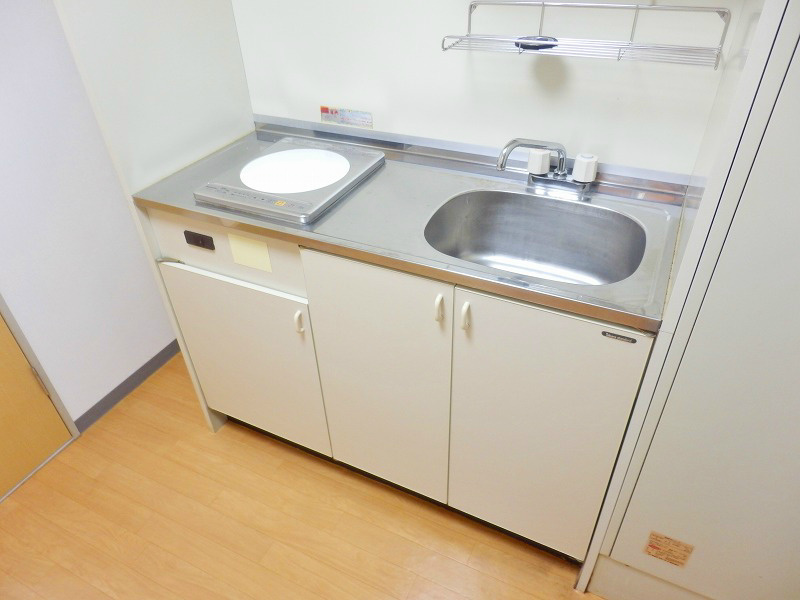 キッチン　電気コンロ１口付