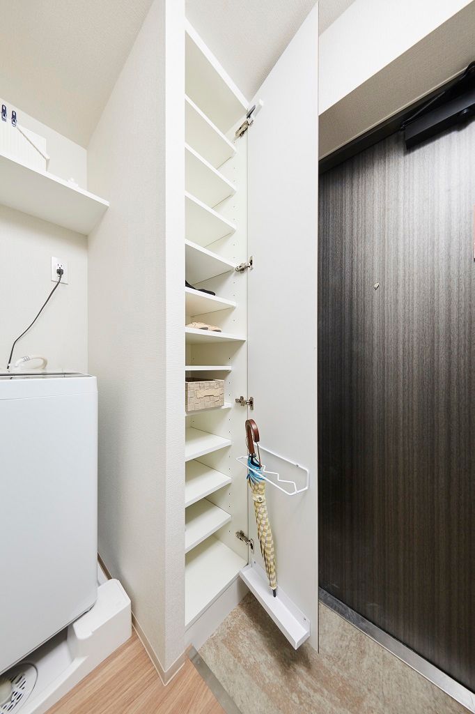 玄関　シューズボックス