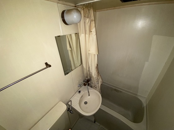 洗面設備　※別部屋の写真です