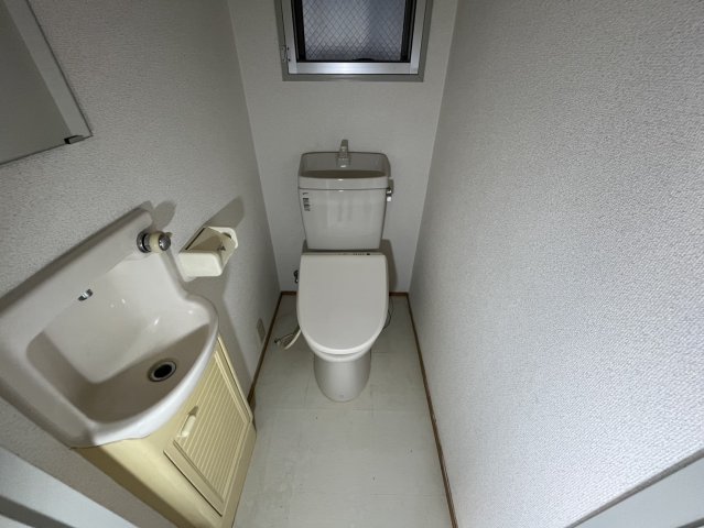 トイレ　fビル新栄I