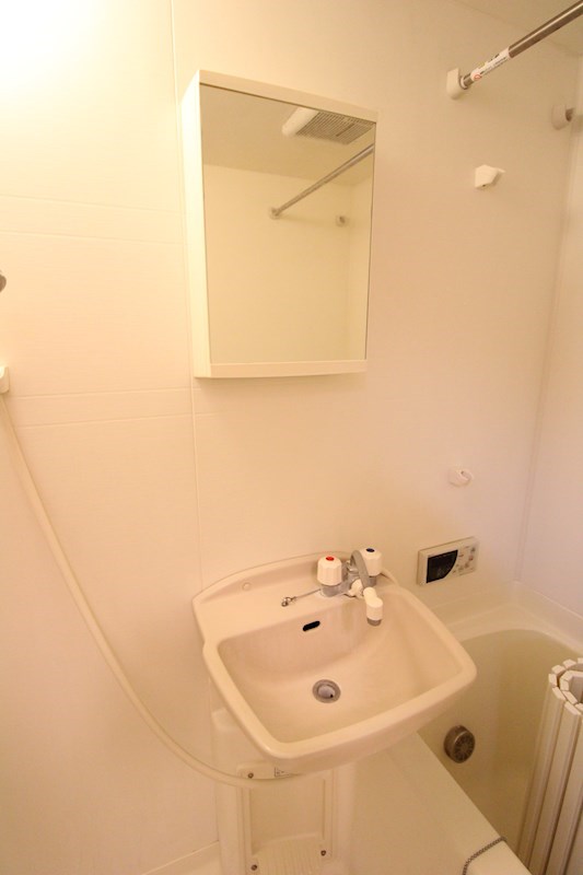洗面設備　※別部屋　参考写真
