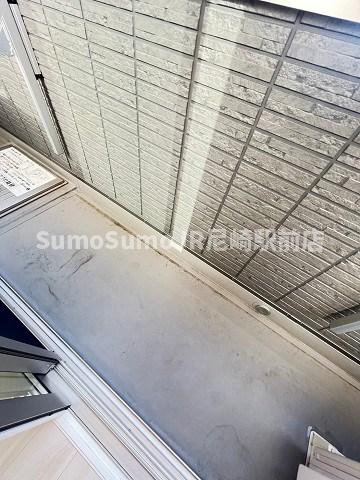 バルコニー　外からの目が気にならないバルコニーで洗濯物が干せます