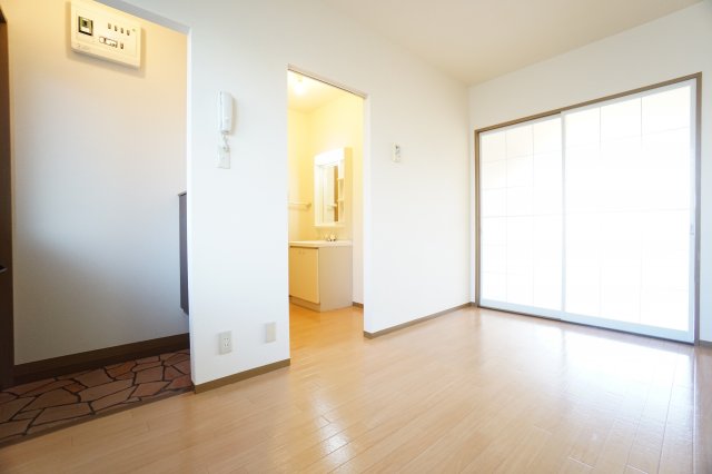 その他　※同タイプの写真です。