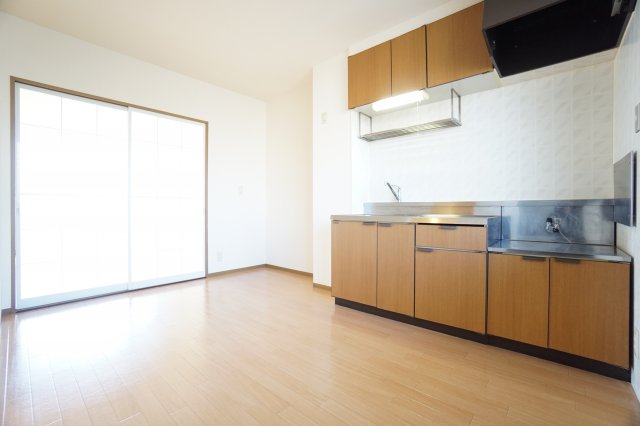 居室・リビング　※同タイプの写真です。