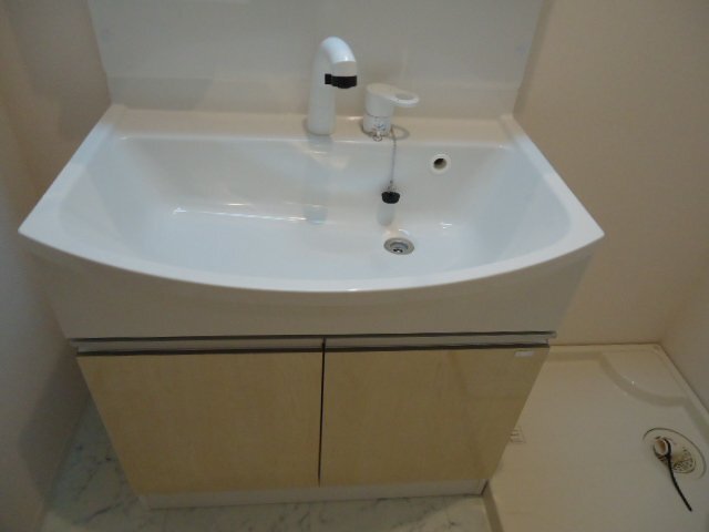 洗面設備　洗髪洗面化粧台