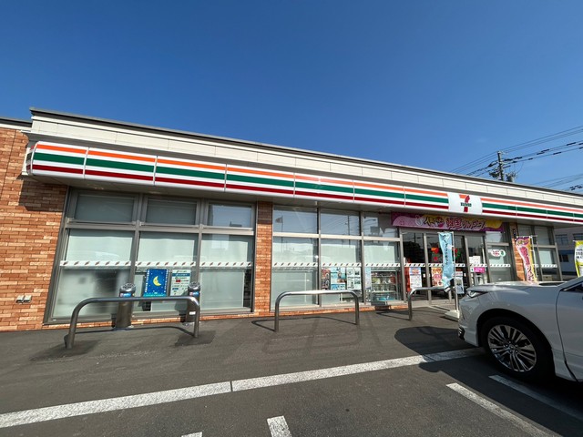 コンビニ　セブンイレブン滝川緑町店（コンビニ）まで190m