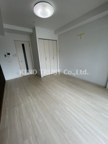 居室・リビング　こちらのリビングで趣味の時間をお楽しみください