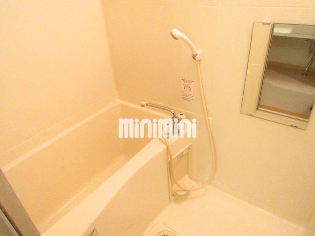 バス・シャワールーム　浴室乾燥機付きのお風呂