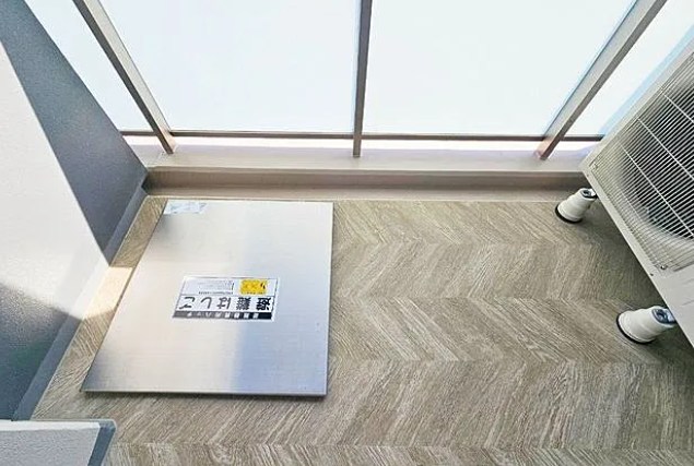 バルコニー