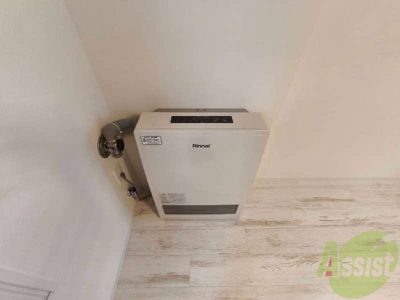 その他　暖房です。冬場の寒い日でも安心ですね～