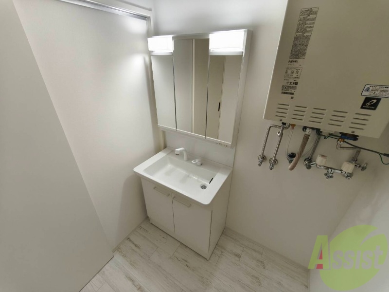 洗面設備　シャンプードレッサーで身支度もラクラクです！