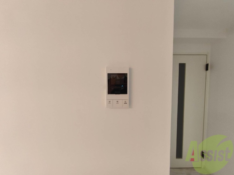 セキュリティ　モニタ付インターホンでセキュリティ面も安心です。