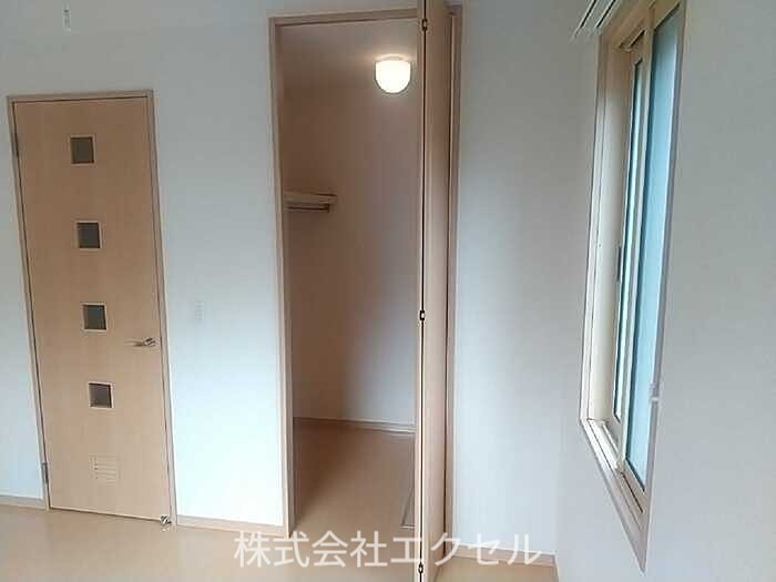 収納　ウォークインクローゼットです。