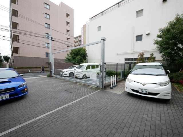 駐車場　ウィルテラス滝野川