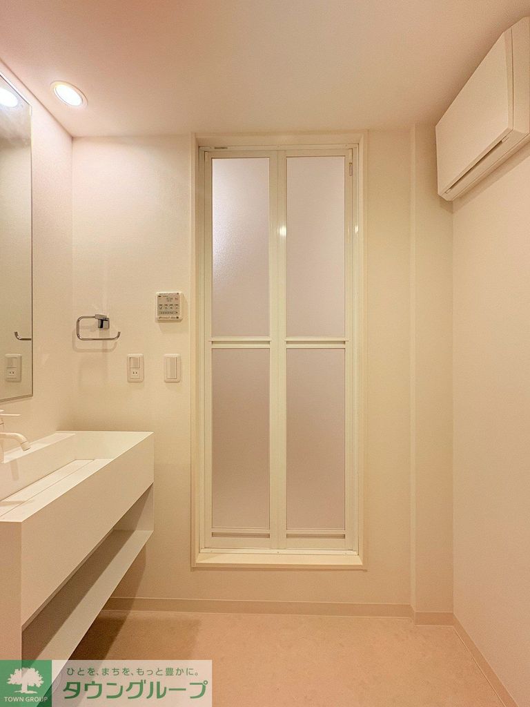 その他　内見の予約先はタウンハウジング新中野店になります★★