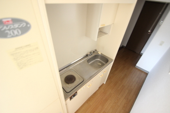 キッチン　※別号室の写真使用※別号室の写真使用